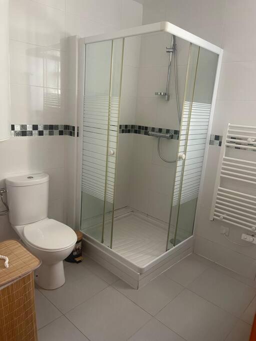 F3 Entier J - Proche Roissy-Villepinte-Paris Villiers-le-Bel Exterior photo