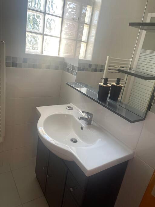 F3 Entier J - Proche Roissy-Villepinte-Paris Villiers-le-Bel Exterior photo